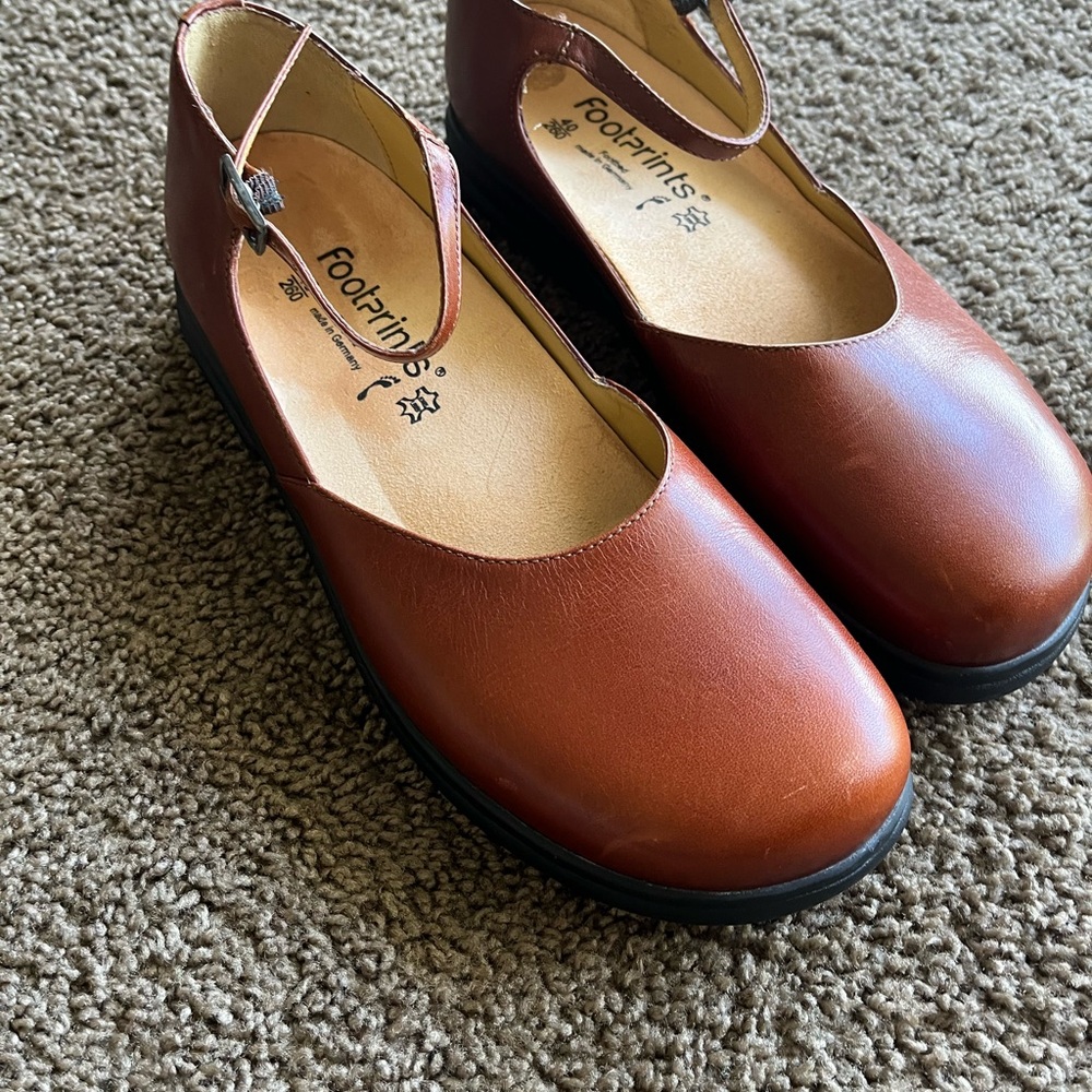 Footprints by Birkenstock Brown Mary Jane style